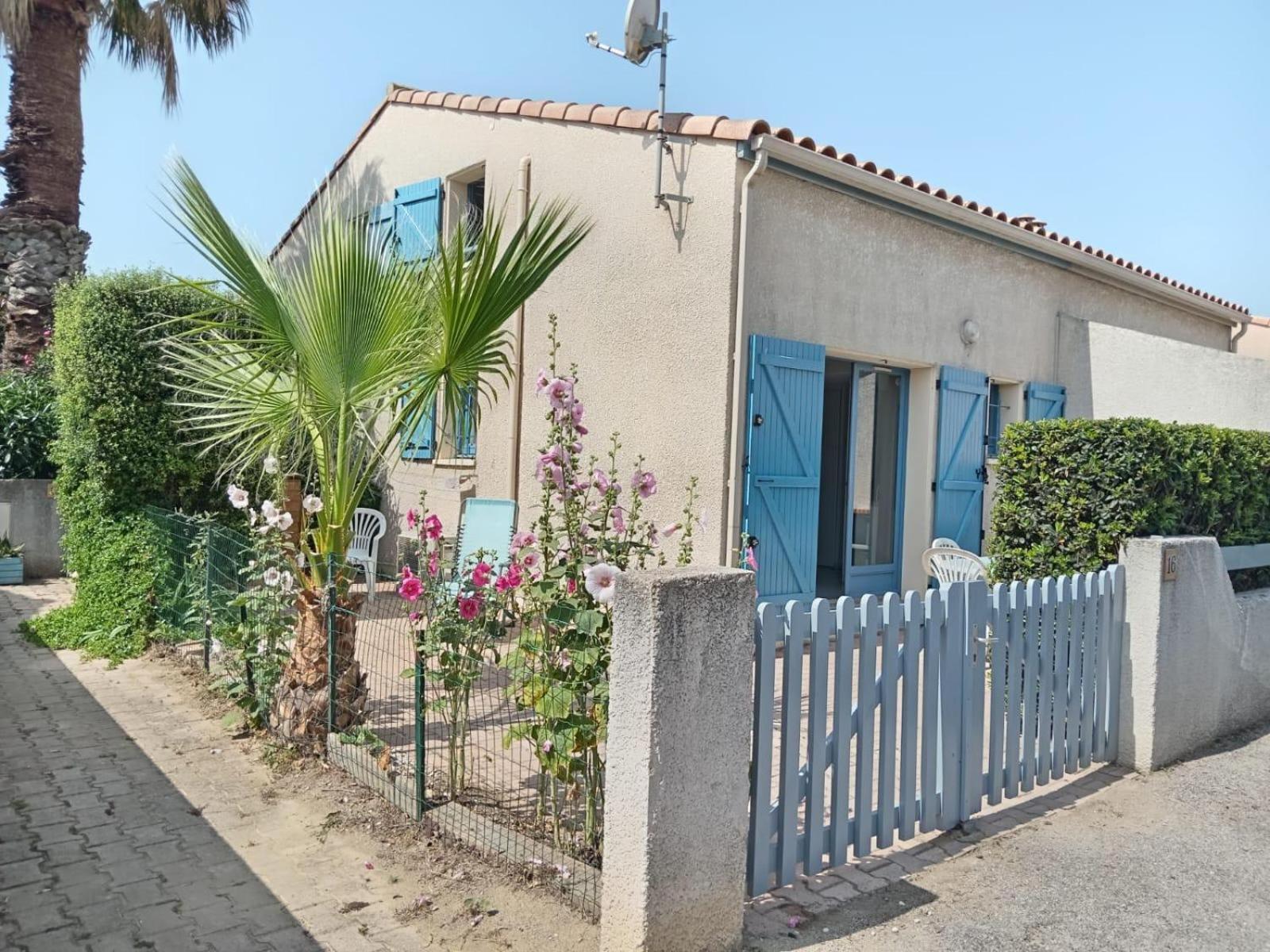 Maison Avec Terrasse Et Piscine Dans Residence A 6Min De La Plage Sainte-Marie-la-Mer Exteriör bild